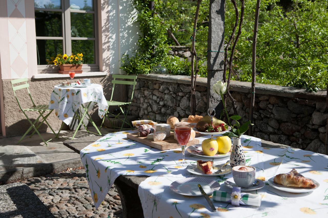 B&B I Corni Di Nibbio Mergozzo Buitenkant foto