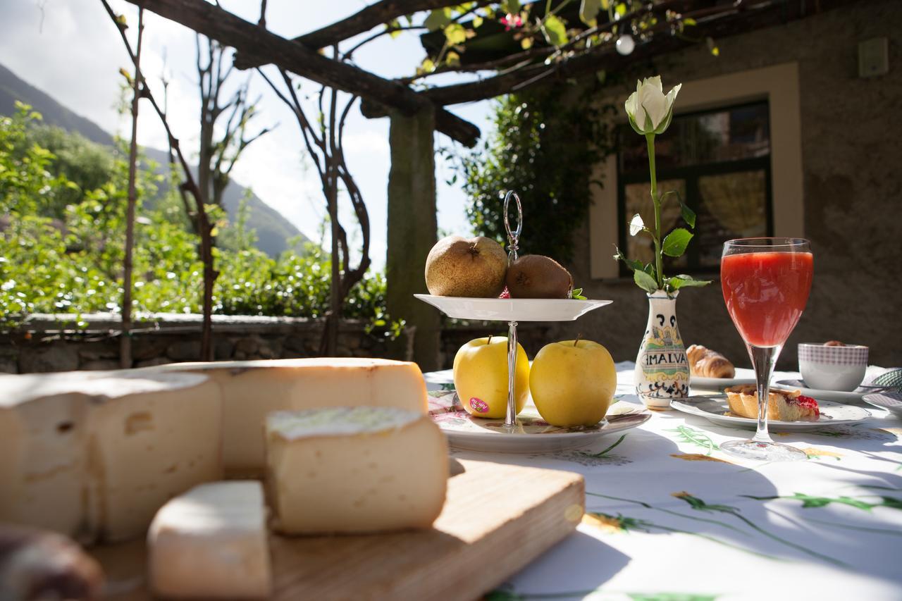 B&B I Corni Di Nibbio Mergozzo Buitenkant foto