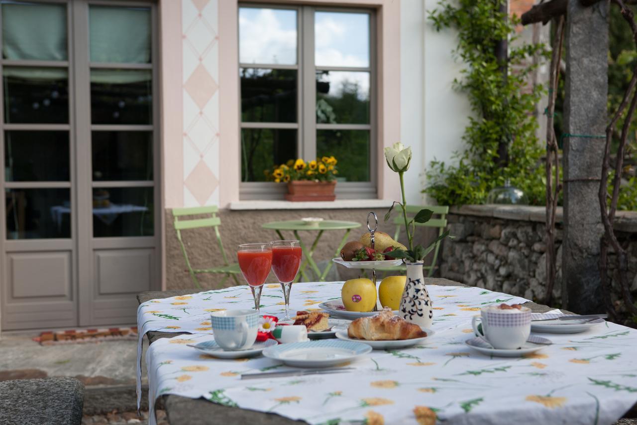 B&B I Corni Di Nibbio Mergozzo Buitenkant foto